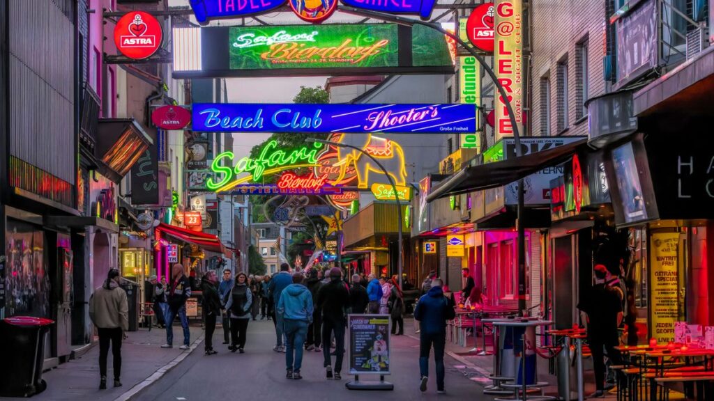 Rotlicht Hamburg St. Pauli: Frauen berichten aus dem ‘Puff Europas’