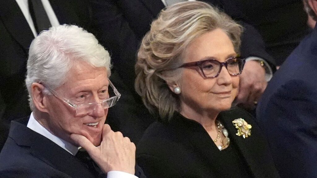 Bill & Hillary Clinton fordern öffentliche Epstein-Anhörung