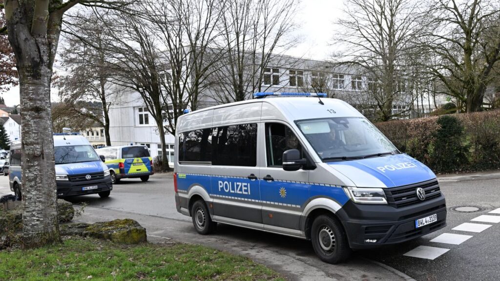 Messerangriff an Schule in Bretten: 13-Jähriger greift Mitschüler an