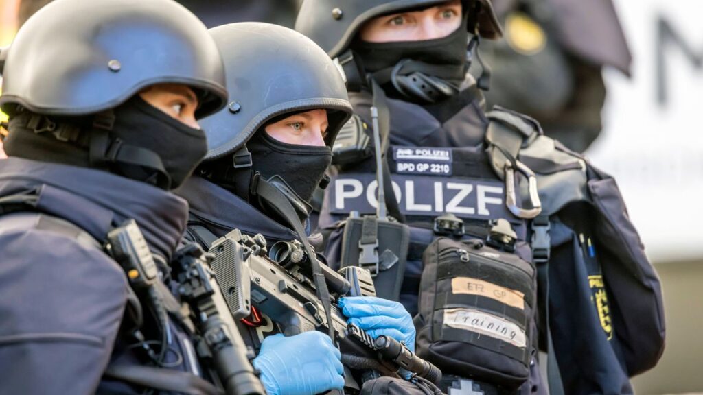 Sicherheitslage Deutschland: Deutsche blicken sorgenvoll