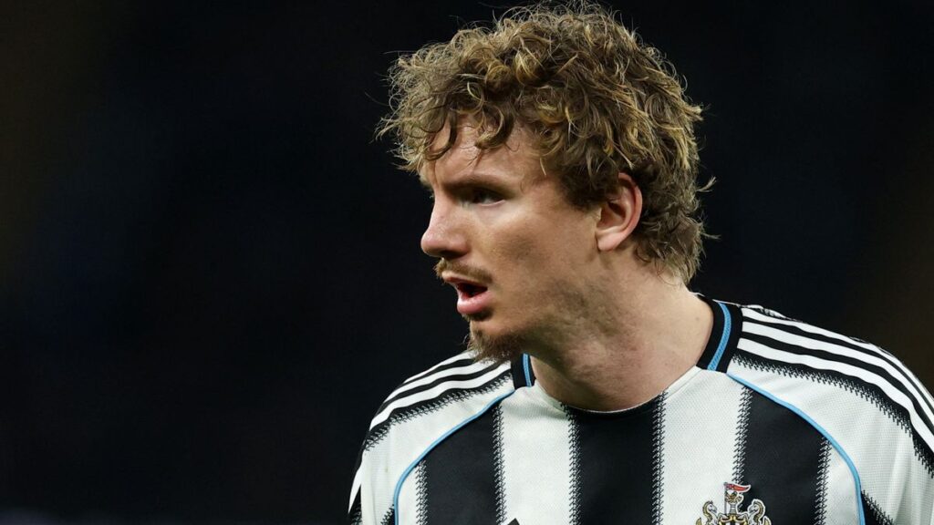 Eddie Howe verteidigt Nick Woltemade bei Newcastle