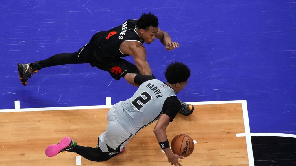 Warum Sneaker quietschen: Die Physik hinter dem Geräusch