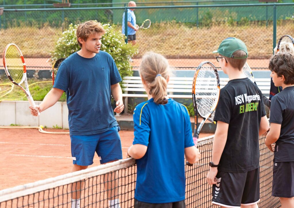 TC Rot Gold Wuppertal begeistert Kinder im Feriencamp