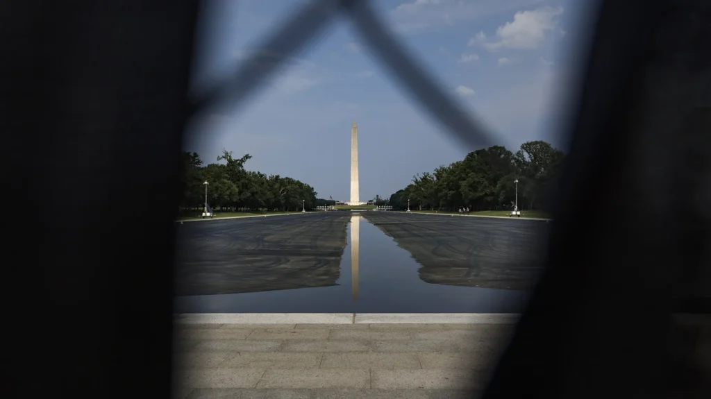Reflecting Pool Streit Verfahren gegen Hearn beendet