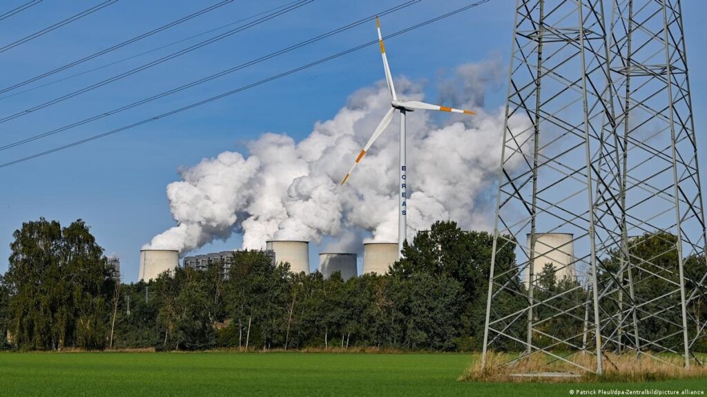 Sprengsätze im Stromnetz Brandenburg entdeckt Sprengsätze im Stromnetz Brandenburg entdeckt